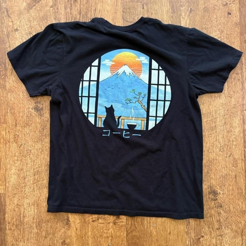 Black Threadless Japanese cat graphic tee shirt